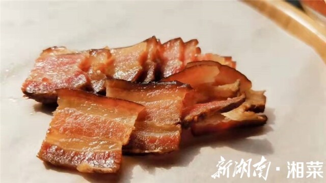 湖(hú)湘肴紙(zhǐ)包臘肉 湖(hú)湘肴紙(zhǐ)包臘肉